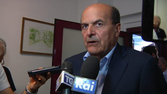 Pierluigi Bersani: Il Pd ha portato il centrosinistra al disarmo