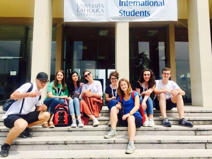 Summer Campus alla Università Cattolica di Piacenza orientamento universitario per studenti delle superiori