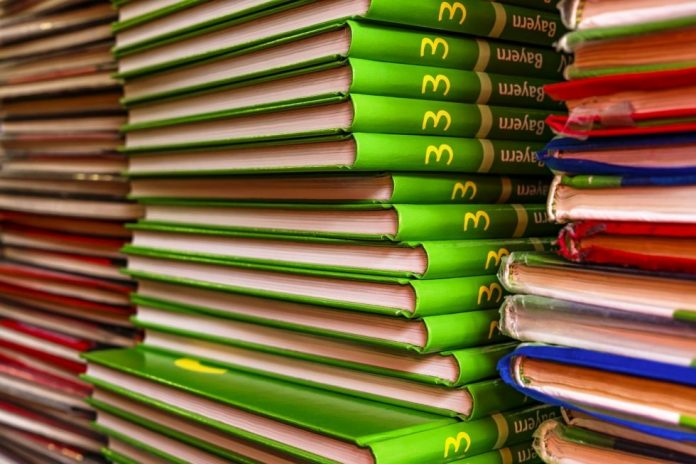 Il Comune offre un contributo per l'acquisto di libri scolastici a famiglie con basso reddito