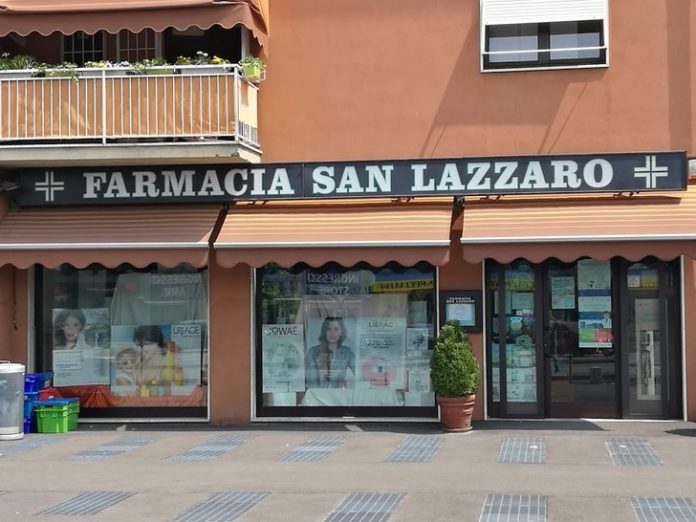 All'asta il negozio che ospitava la farmacia San Lazzaro in via Emilia Parmense
